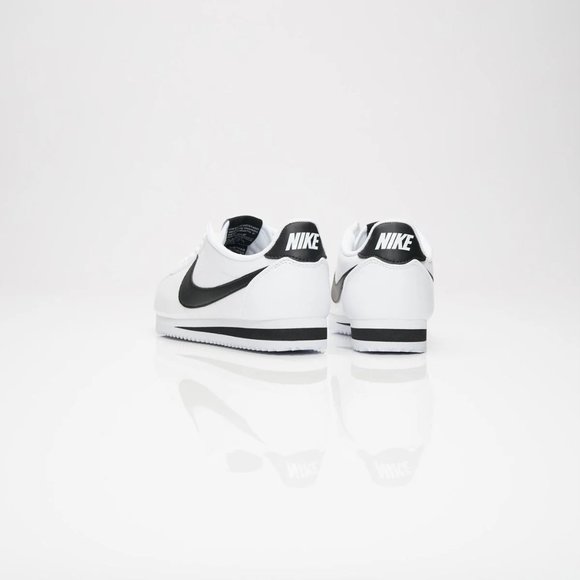 Nike Women's Classic Cortez Leather Shoes - White and Black - Picture 9 of 11